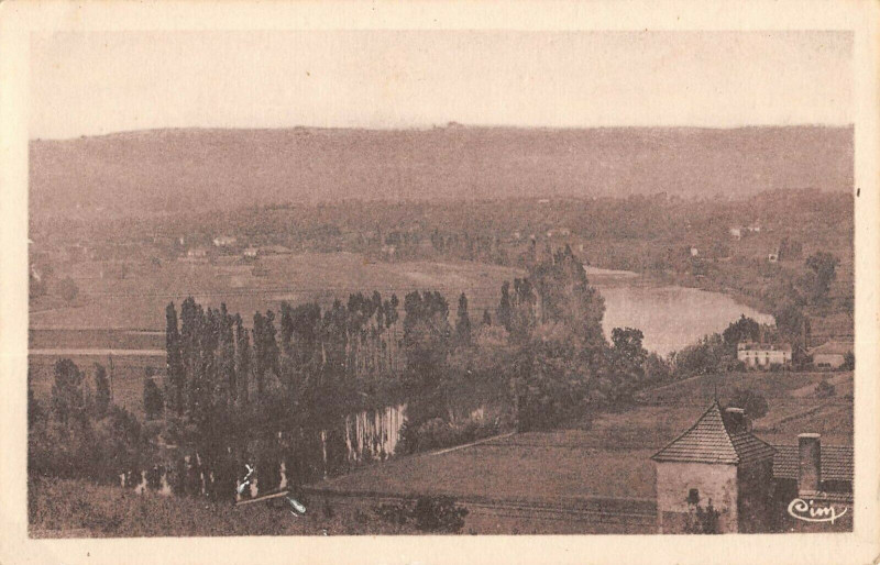Carte postale ancienne Prayssac Les Bords Du Lot à Prayssac