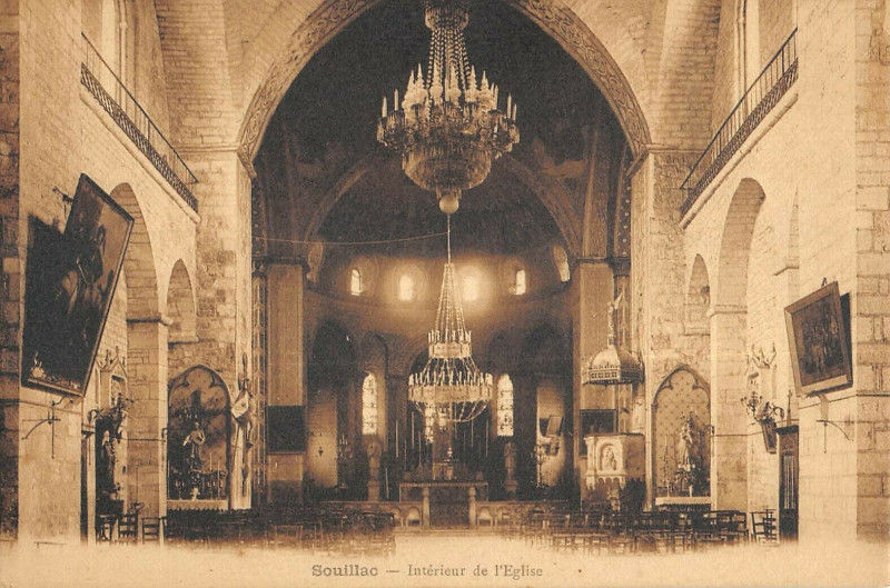 Carte postale ancienne Souillac Interieur Eglise à Souillac