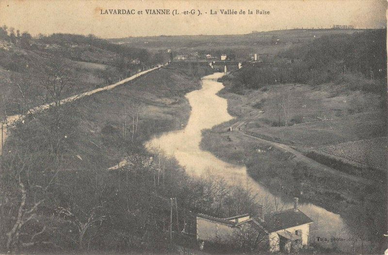Carte postale ancienne Lavardac Et Vianne La Vallee De La Baise à Lavardac