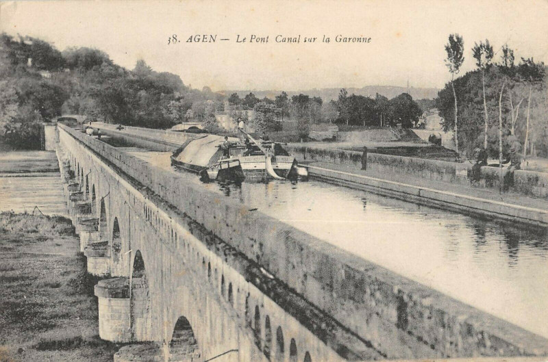 Carte postale ancienne Agen Pont Canal Sur La Garonne à Agen