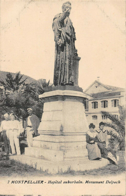 Carte postale ancienne Montpellier Hopital Suburbain Monument Delpech à Montpellier