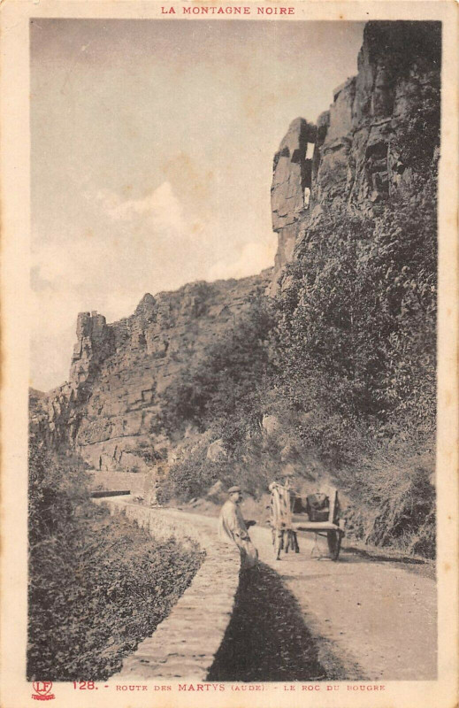 Carte postale ancienne Route Des Martys Le Roc Du Bougre