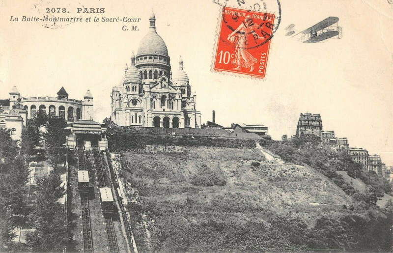 Carte postale ancienne La Butte-Montmartre et le Sacré-Coeur à Paris 18e