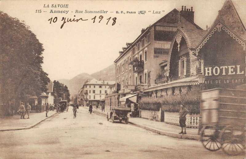 Carte postale ancienne Annecy Rue Sommeiller à Annecy