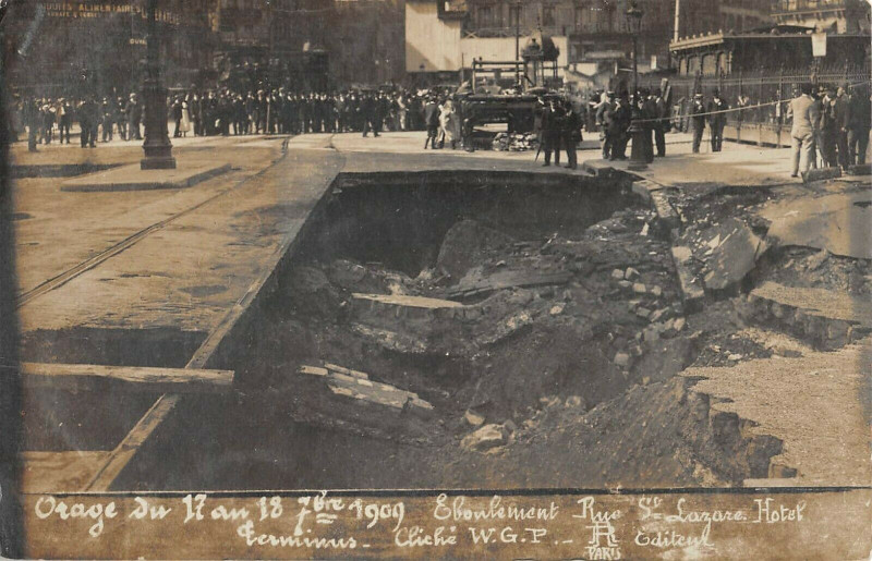 Carte postale ancienne Paris VIIIe Carte Photo De L'Eboulement De La Rue Saint-Lazare Terminus 1909 à Paris 8e