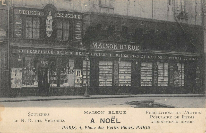 Carte postale ancienne Paris IIe Place Des Petits Peres Maison Bleue A.noel Objets Religieux à Paris 2e