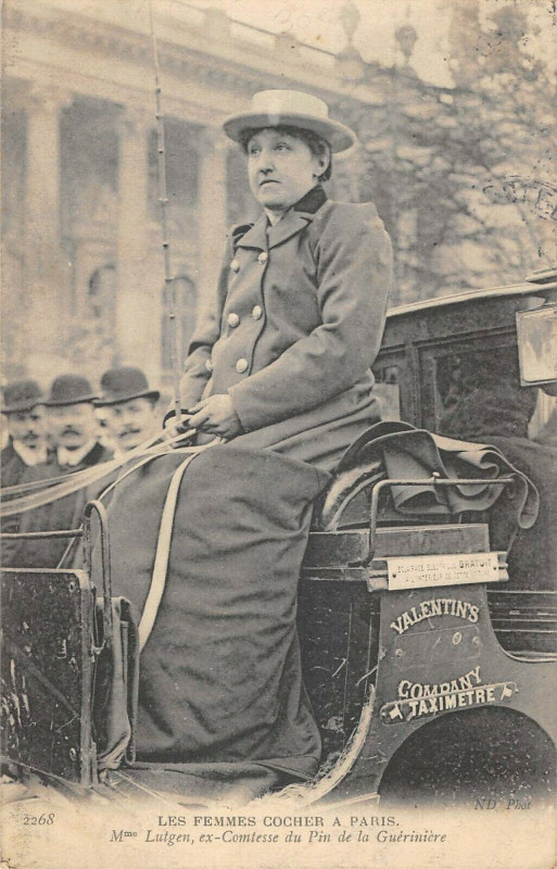 Carte postale ancienne Paris Les Femmes Cochers A Paris Mme Lutgen Ex Comtesse De Gueriniere à Paris
