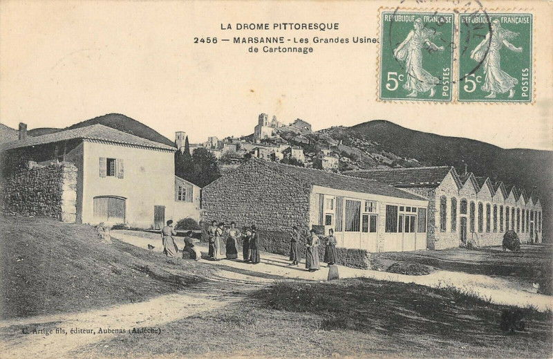 Carte postale ancienne Marsanne Les Grandes Usines Et Cartonnage à Marsanne