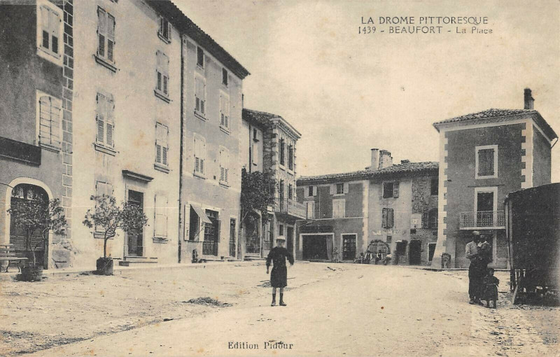 Carte postale ancienne Beaufort La Place