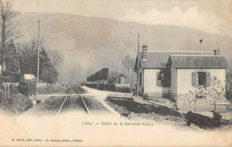 Carte postale ancienne Clecy Halte De La Serverie Clecy à Clécy