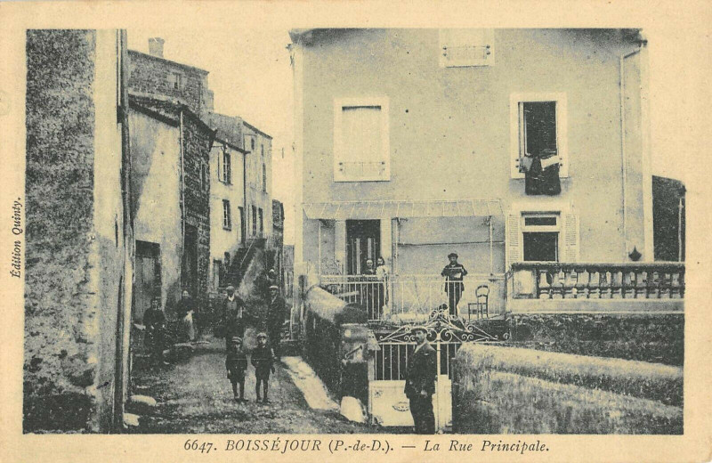 Carte postale ancienne Boissejour La Rue Principale