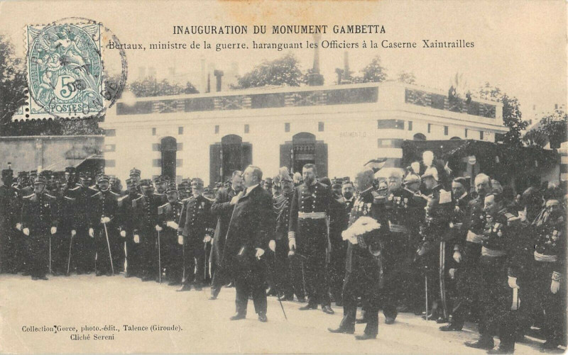 Carte postale ancienne Inauguration Du Monument Gambetta A Bordeaux Bertaux Ministre Guerre à Bordeaux