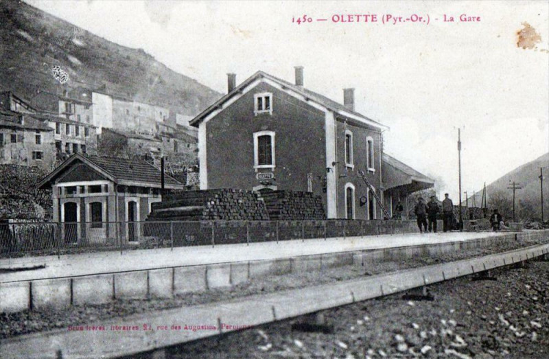 Carte postale ancienne Olette La Gare (Belle Cpa à Olette