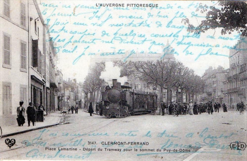 Carte postale ancienne Clermont Ferrand Place Lamartine Depart Du Tramway Pour Le Sommet Du Puy à Clermont-Ferrand
