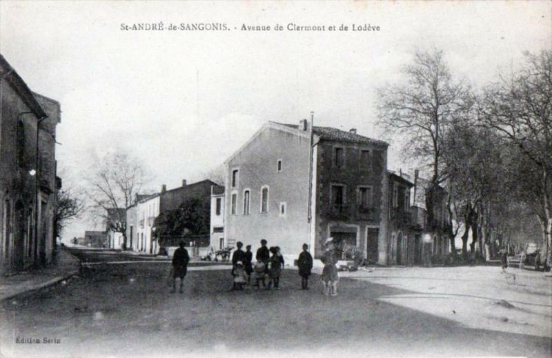 Carte postale ancienne Saint Andre De Sangonis Les Ecoles (cpa animée)