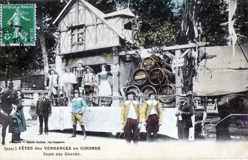 Carte postale ancienne Fetes Des Vendanges En Gironde Char Des Graves (Belle Animation
