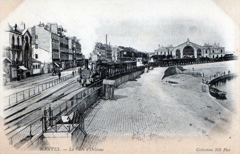 Carte postale ancienne Nantes La Gare D'Orleans (dos non divisé)  Train En Gare à Nantes