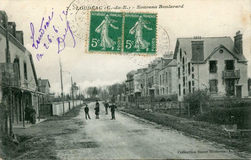 Carte postale ancienne Nouveau Boulevard à Loudéac
