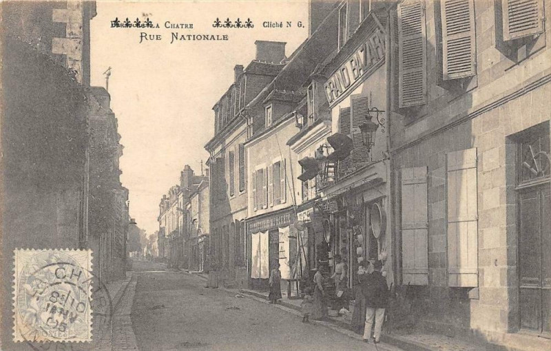 Carte postale ancienne La Chatre Rue Nationale (dos non divisé)