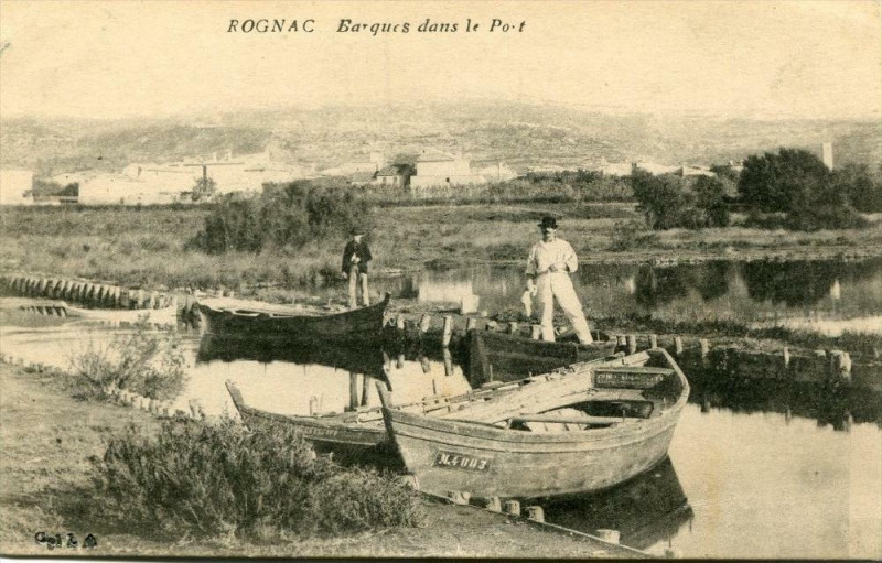 Carte postale ancienne Rognac Barques Dans Le Port à Rognac