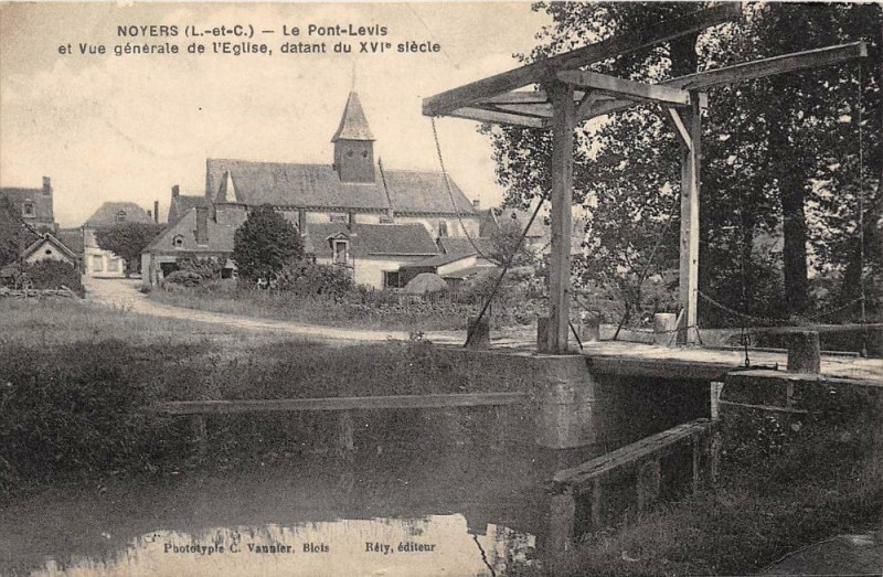 Carte postale ancienne Noyers Lepont Levis