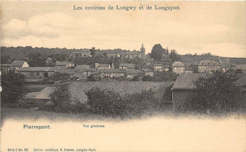 Carte postale ancienne Les Environs De Longwy Et De Longuyon Pierrepont Vue Generale (Dos Non Di à Longwy