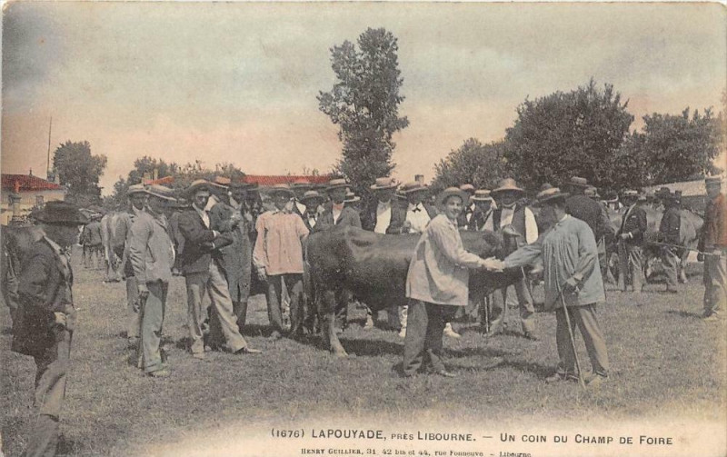 Carte postale ancienne Lapouyade Pres Libourne Un Coin Du Champ De Foire (Gros Plan (dos non div à Lapouyade