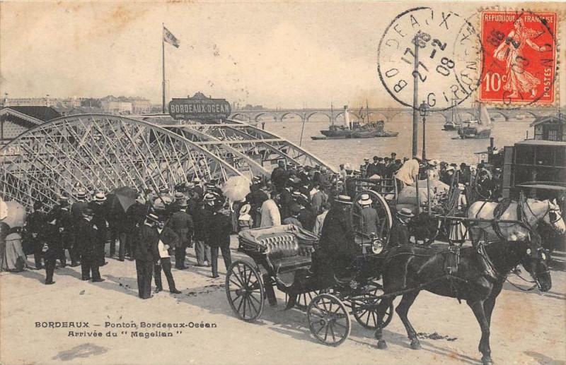 Carte postale ancienne Margaux Vendangeurs Au Travail
