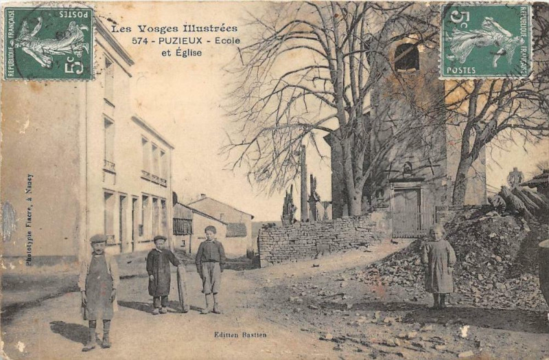 Carte postale ancienne Puzieux Ecole Eglise (cpa très rare à Puzieux