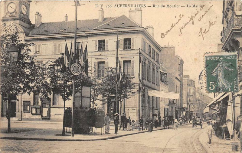 Carte postale ancienne Aubervilliers Rue Du Moutier La Mairie à Aubervilliers