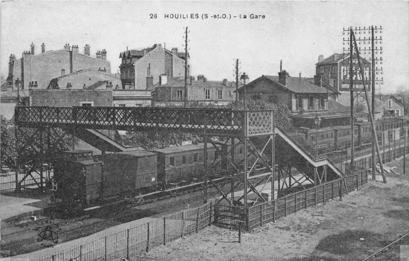 Carte postale ancienne La Gare à Houilles