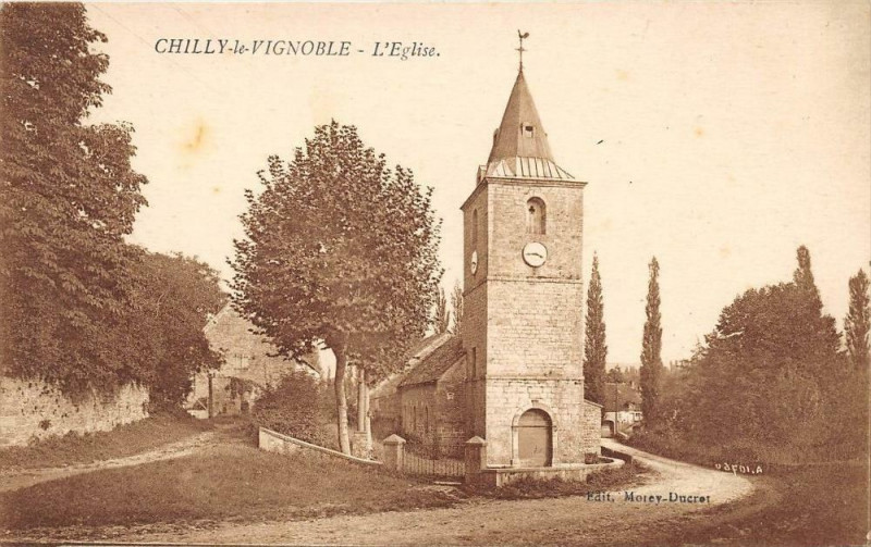 Carte postale ancienne Chilly Le Vignoble L'Eglise (pas courante à Chilly-le-Vignoble