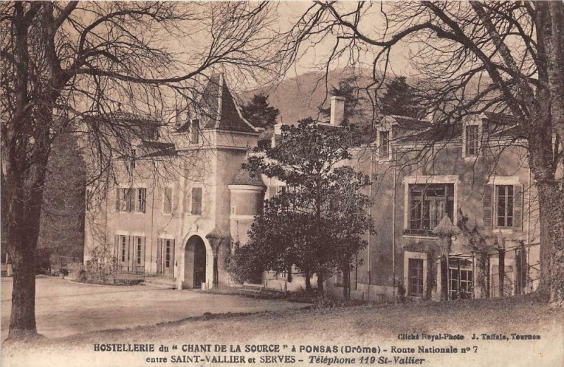 Carte postale ancienne Hostellerie Du Chant De La Source A Ponsas (cliché horizontal à Ponsas