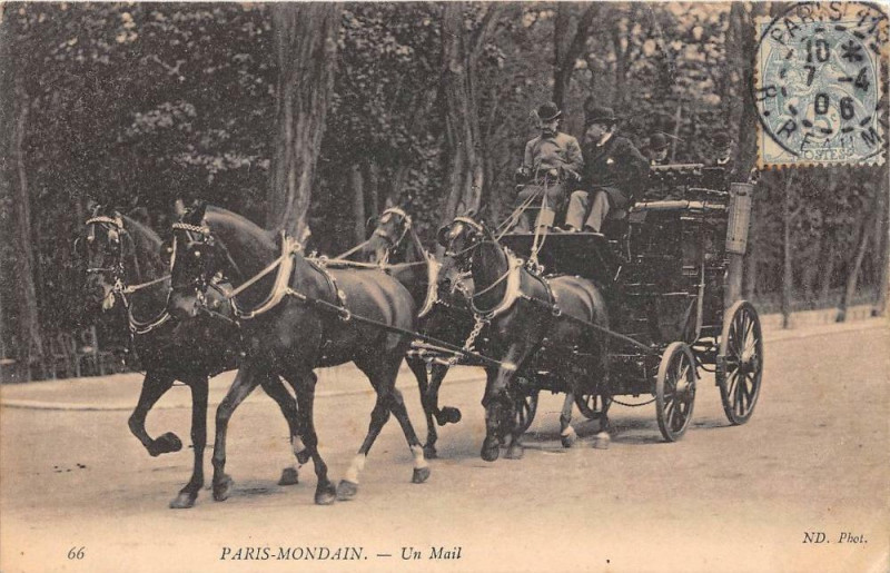 Carte postale ancienne Paris Un Mail (cliché rare n°66 N.D.Phot Attelage Gros Plan à Paris