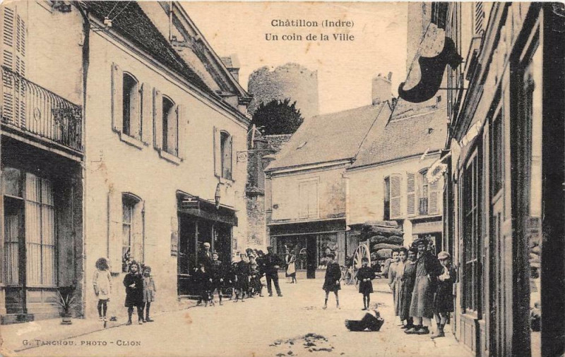 Carte postale ancienne Chatillon Un Coin De La Ville