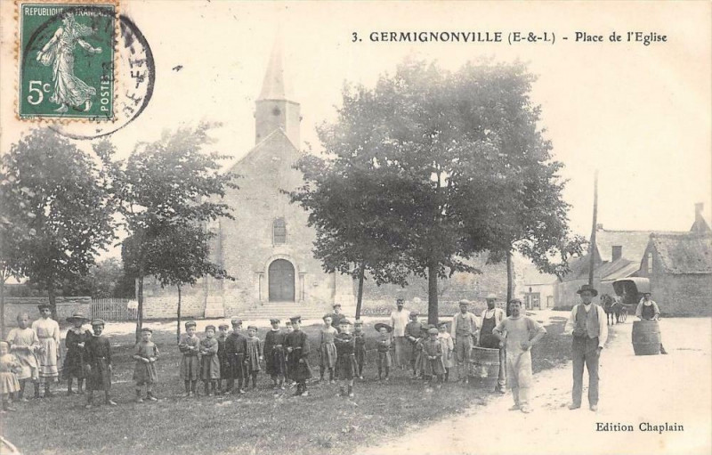 Carte postale ancienne Germignonville Place De L'Eglise (cliché pas courant