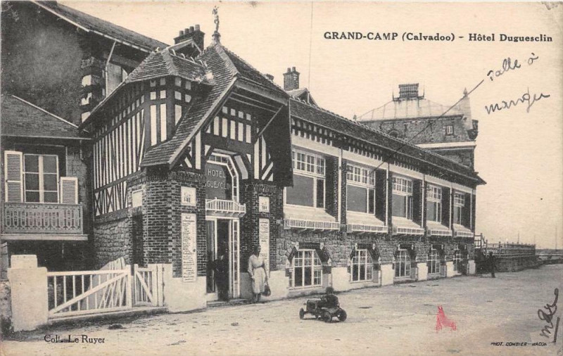 Carte postale ancienne Grand-Camp Hotel Duguesclin