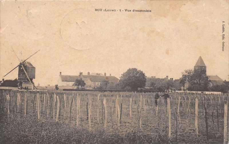 Carte postale ancienne Bou Vue D'Ensemle Moulin A Vent à Bou