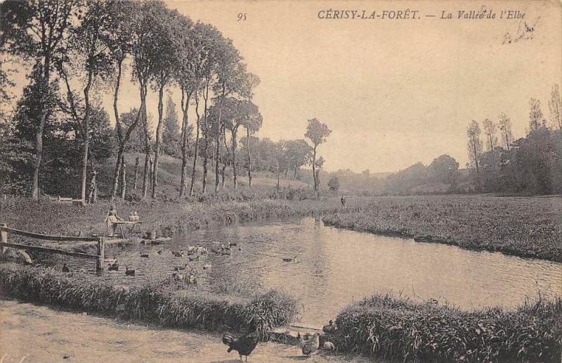 Carte postale ancienne Cerisy La Foret La Vallee De L'Elbe