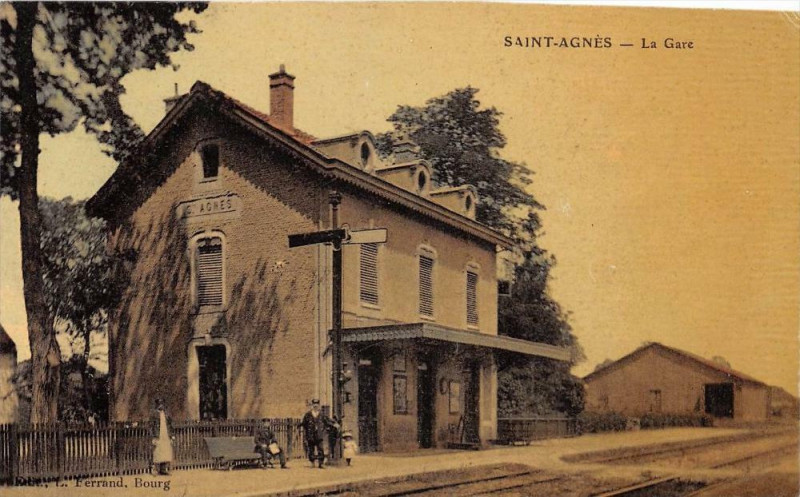 Carte postale ancienne Sainte Agnes La Gare (cpa émaillée