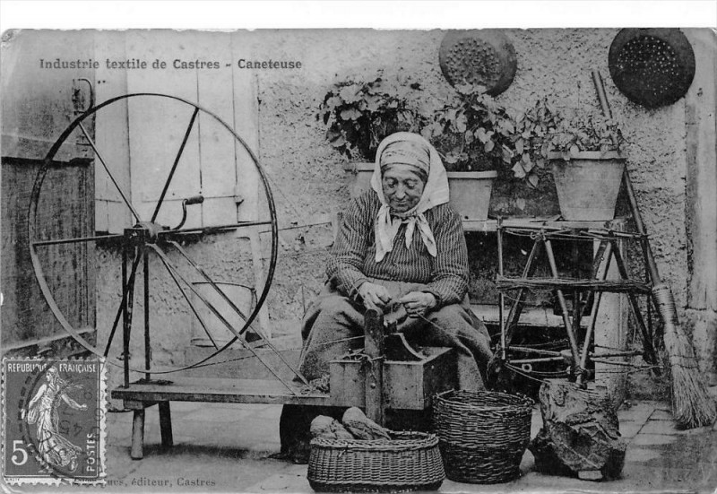 Carte postale ancienne Castres Industrie De Castres Caneteuse (Cpa Vieux Metier) Cpa RARE! à Castres