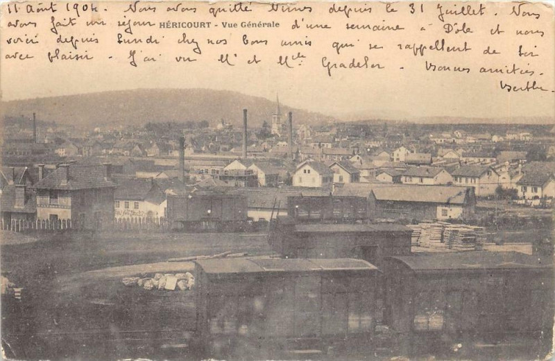 Carte postale ancienne Hericourt Vue Generale (train dans la gare cliché pas courant à Héricourt