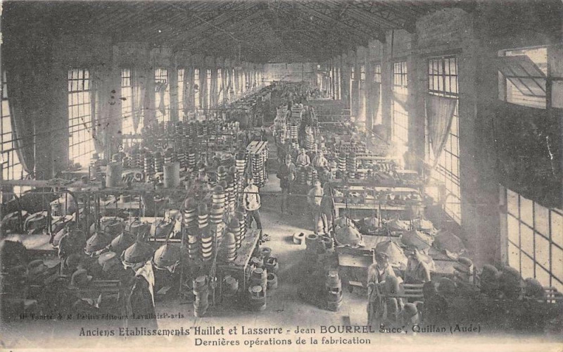 Carte postale ancienne Anciens Etablissements Huillet Jean Bourel Quillan Dernieres Operations D à Quillan