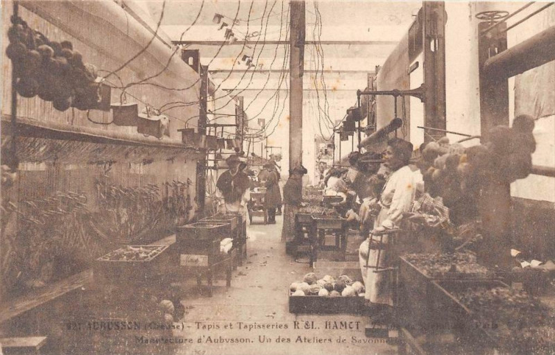 Carte postale ancienne Paris Tapisseries D'Aubusson Hamot Un Des Ateliers De La Savonnerie à Paris