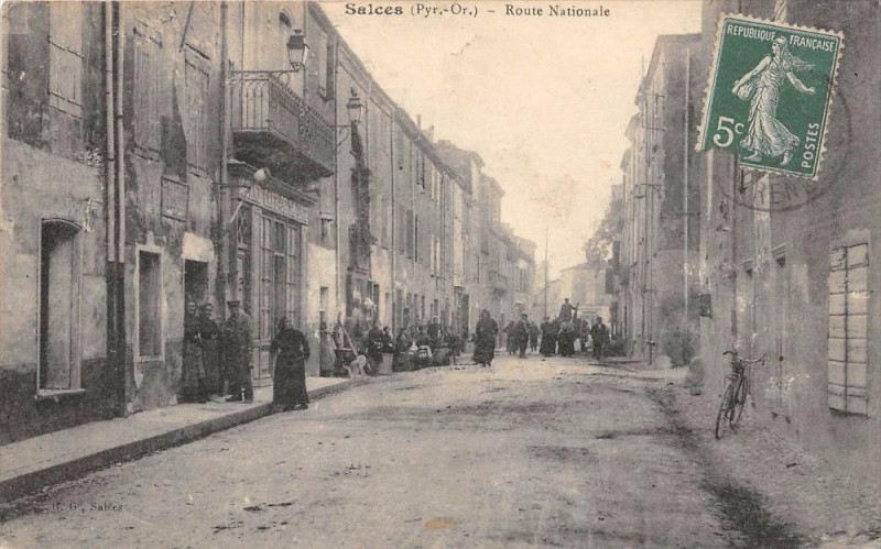 Carte postale ancienne Salces Route Nationale
