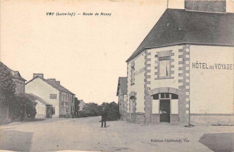 Carte postale ancienne Vay Route De Nozay (cliché pas courant à Vay