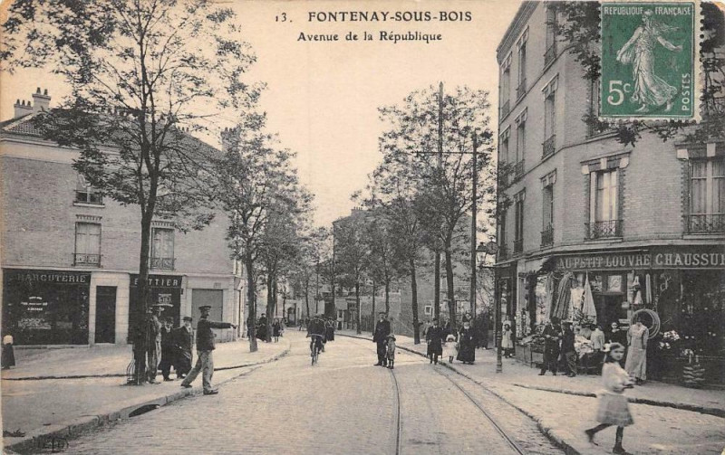 Carte postale ancienne Fontenay Sous Bois Avenue De La Republique (cliché pas courant à Fontenay-sous-Bois