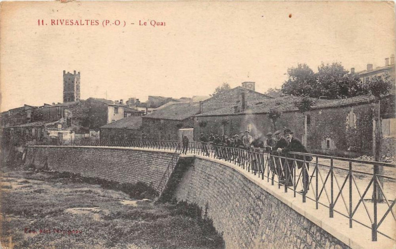 Carte postale ancienne Rivesaltes Le Quai à Rivesaltes