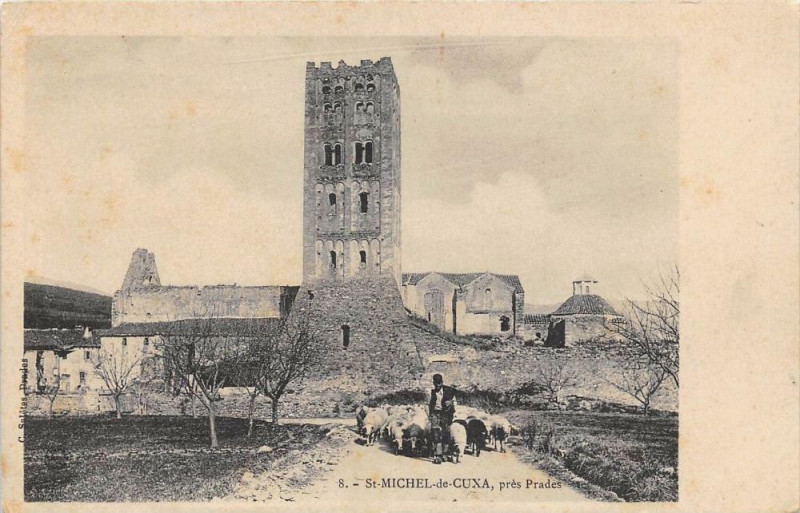 Carte postale ancienne Saint Michel De Cuxa Pres Prades à Prades