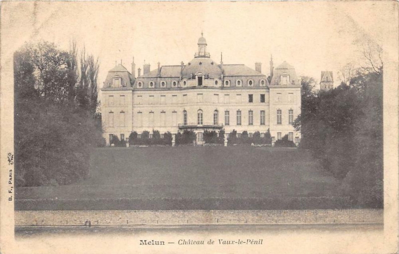 Carte postale ancienne Melun Chateau De Vaux Le Penil  (dos non divisé) à Melun